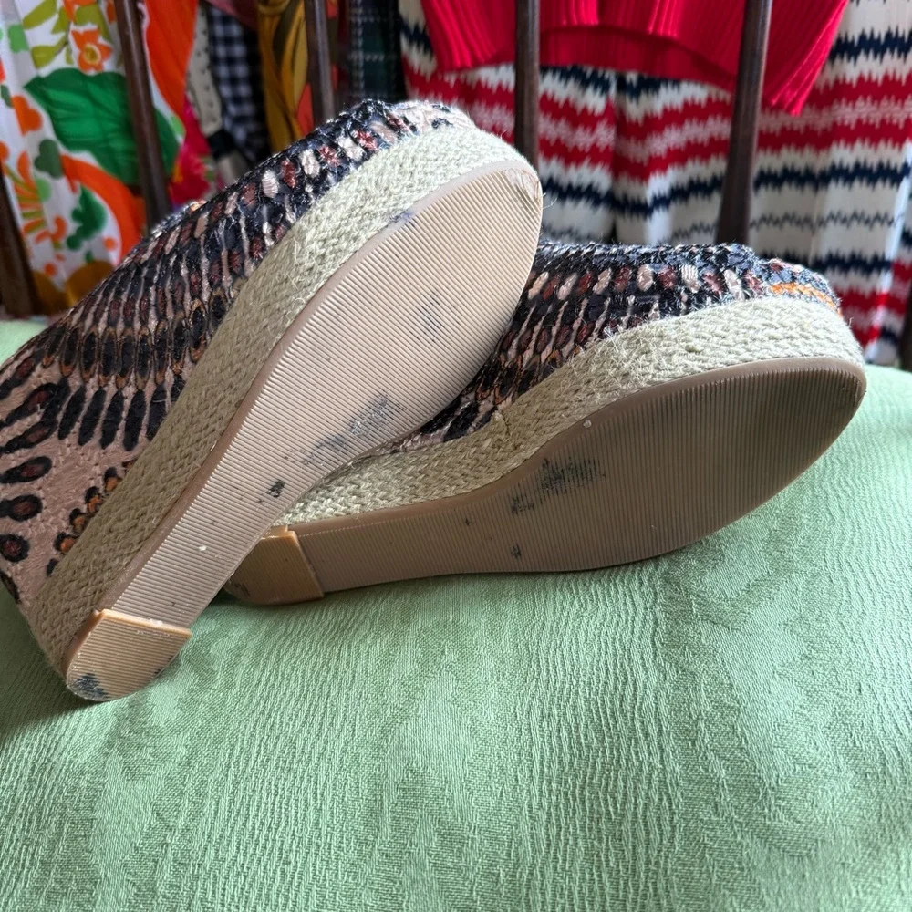 Chinese Laundry - Multicolor Espadrilles - Orange, Black, and Beige - Women’s 8
